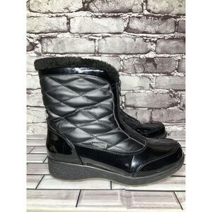 Aquatherm by Santana Canada Tasha Black Low Wedge Water Resistant Bootie 10M US